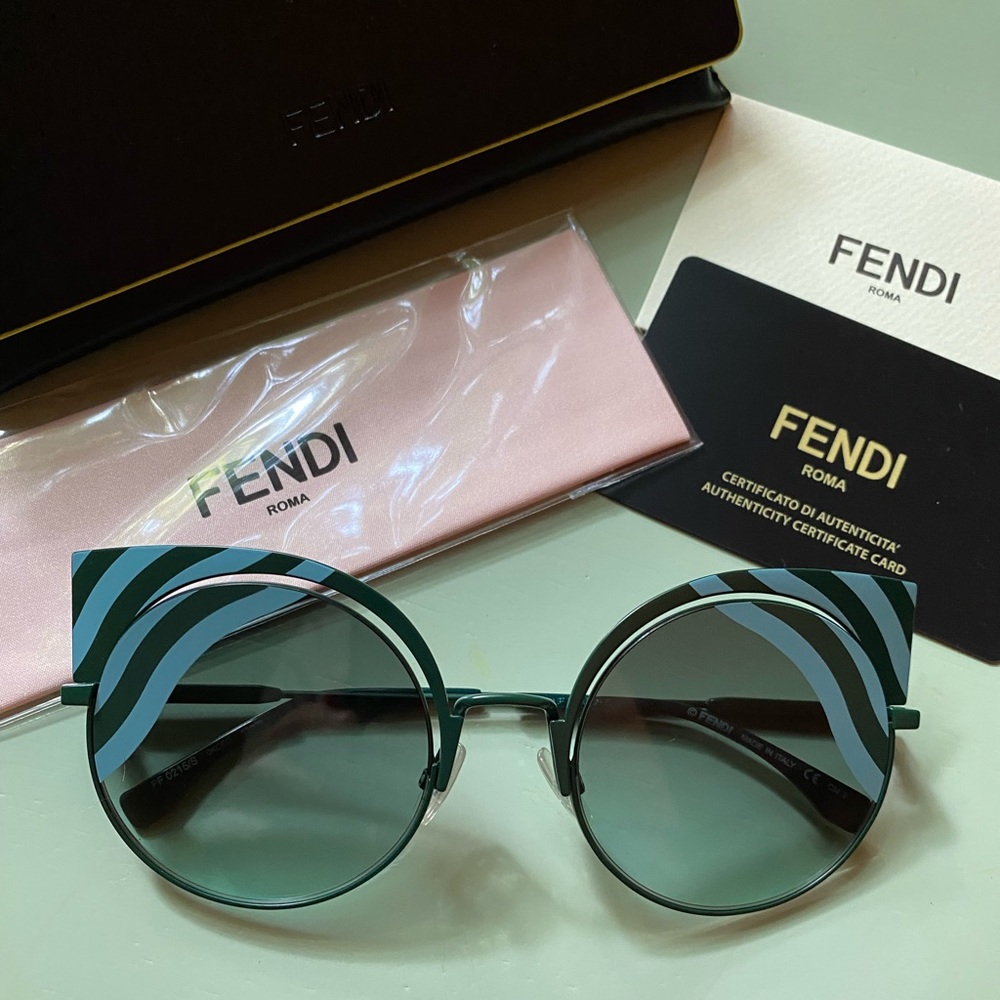 Fendi Cat Eye Gradient Sunglasses